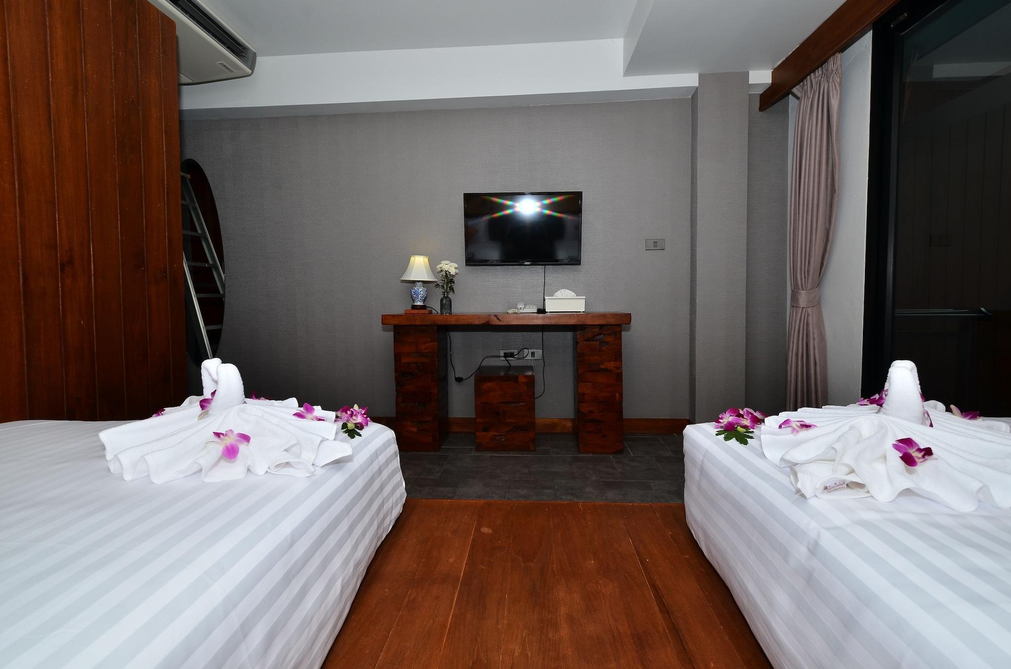 Lap Roi Karon Beachfront By Shanaya Exteriör bild