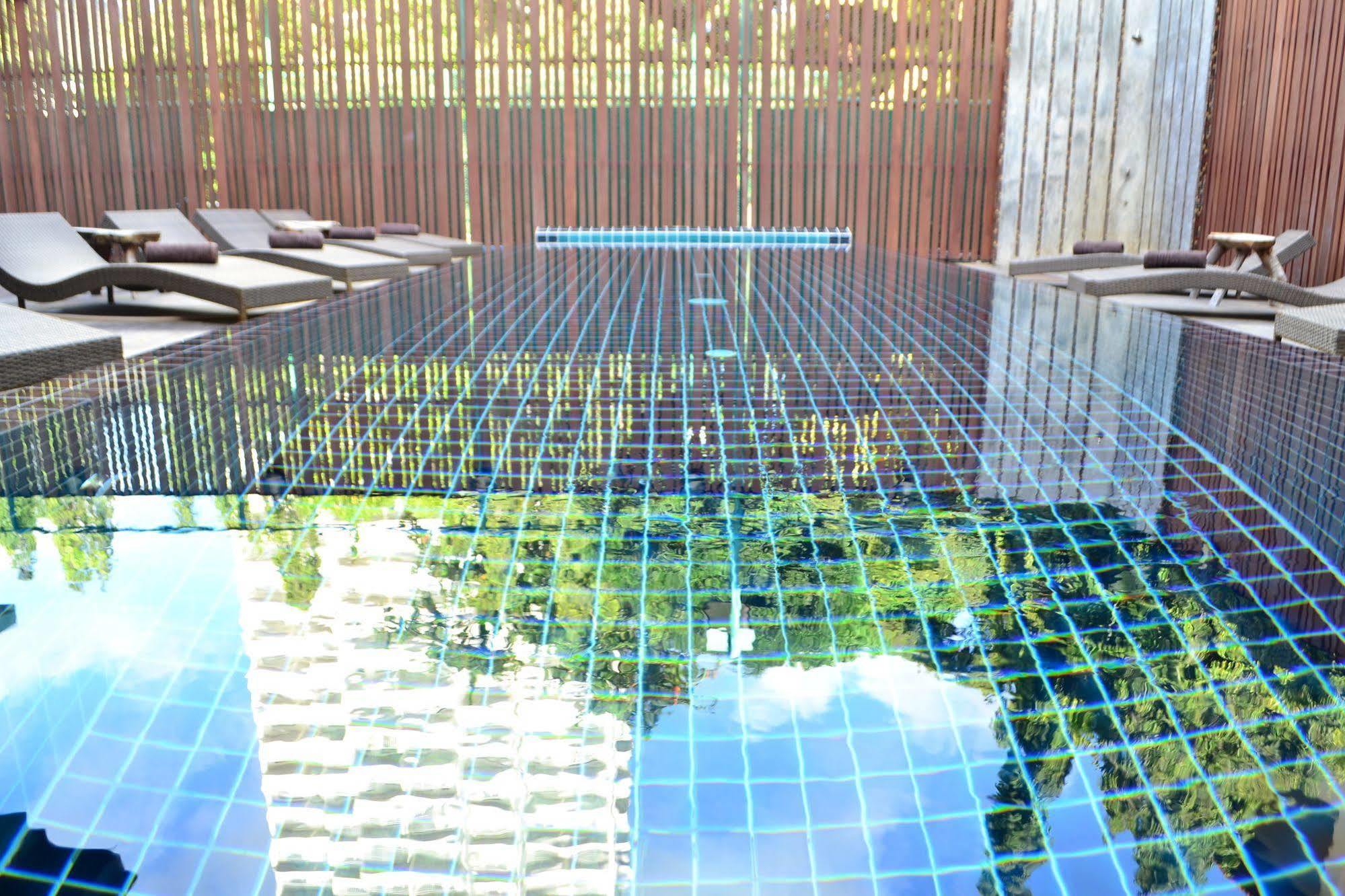 Lap Roi Karon Beachfront By Shanaya Exteriör bild