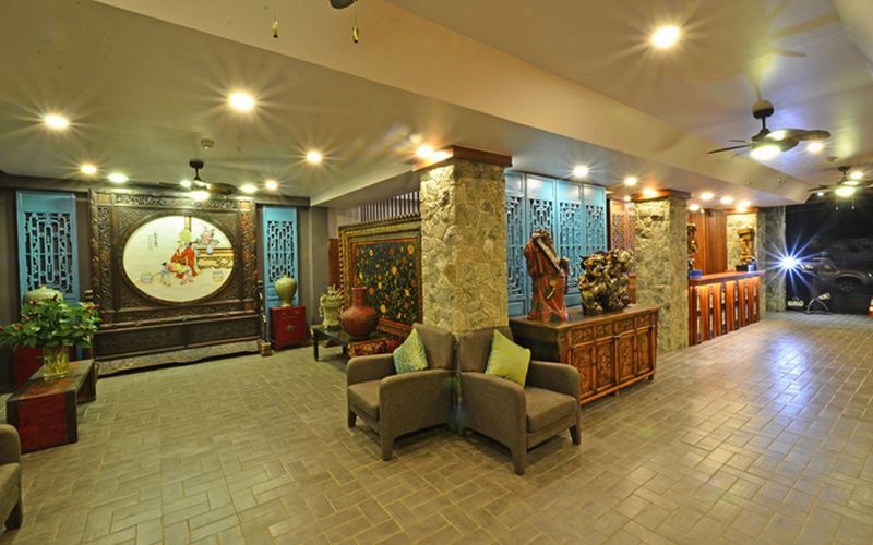 Lap Roi Karon Beachfront By Shanaya Exteriör bild